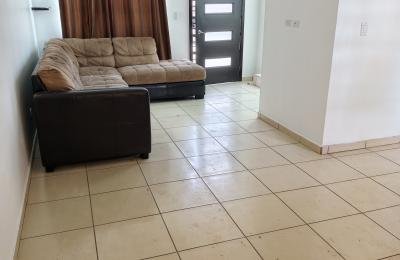 ¡Casa en renta en El Lago frente a CETYS Universidad!
